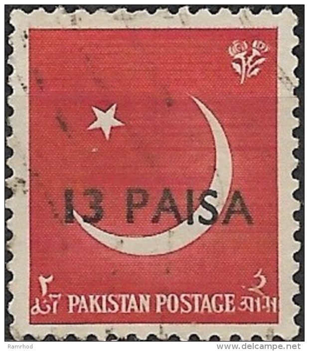 PAKISTAN 1961 Moon Surcharged -  13p. On 2a. - Red  FU - Pakistan