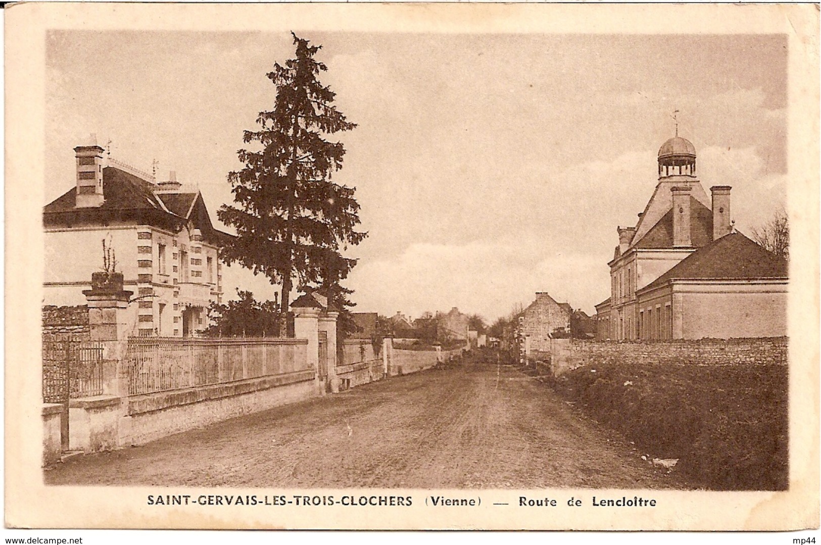 -4D12 --- 86   ST GERVAIS-LES-TROIS-CLOCHERS     Route De Lencloitre - Saint Gervais Les Trois Clochers