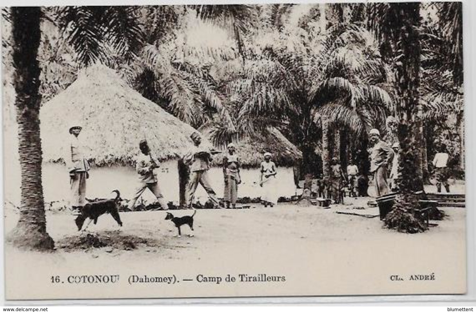 CPA COTONOU DAHOMEY Afrique Noire Colonies Françaises Non Circulé Camp De Tirailleurs - Dahomey