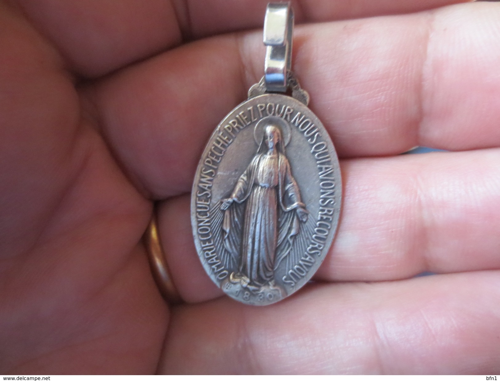 PENDENTIF - O MARIE CONCUE SANS PECHE PRIEZ POUR NOUS - 1830 - Métal Argent -voir Photos - Anhänger