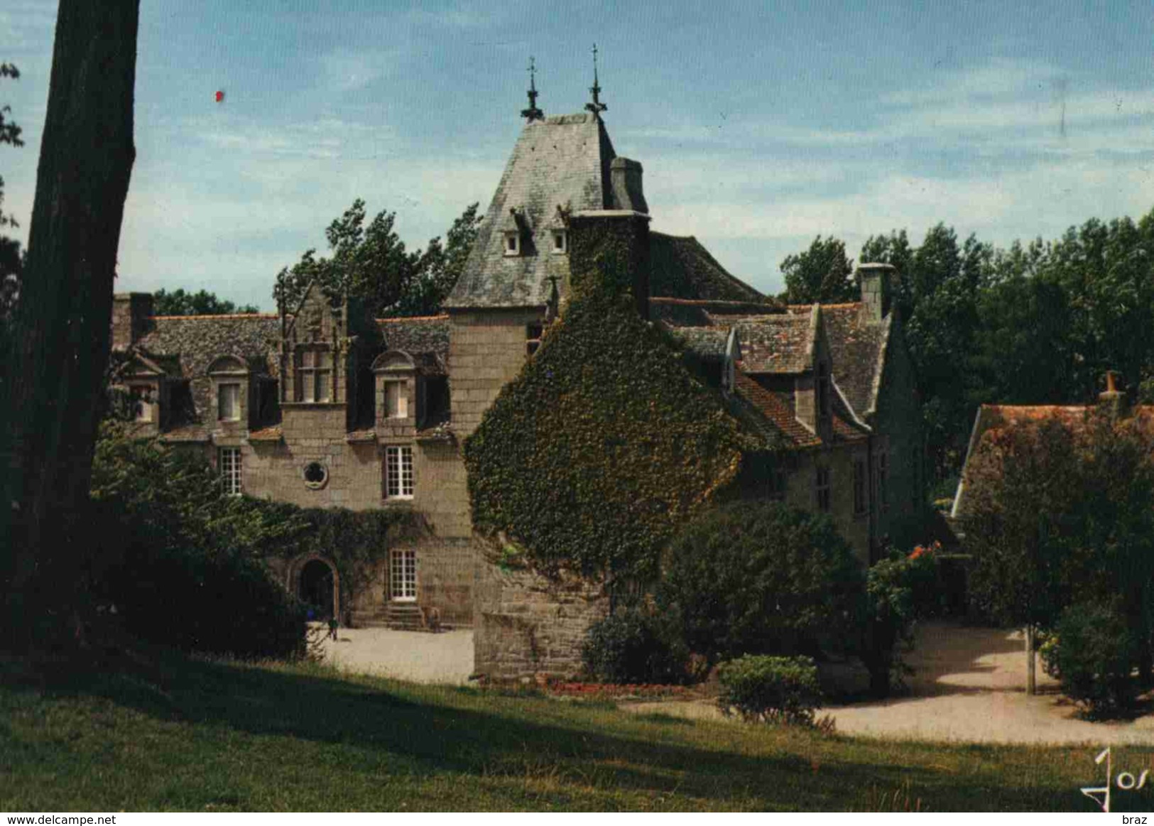 CPM  Cléder Chateau De Tronjoly - Cléder
