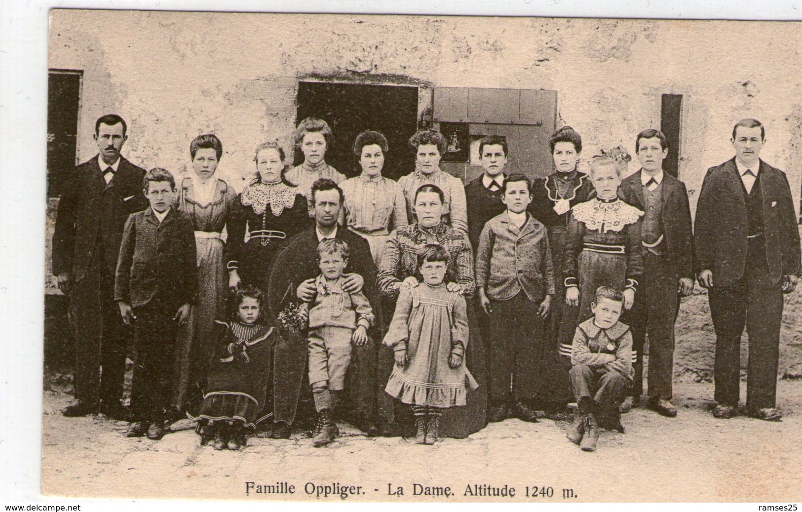 (11) CPA  La Dame Famille Oppliger  (bon Etat) - Autres & Non Classés