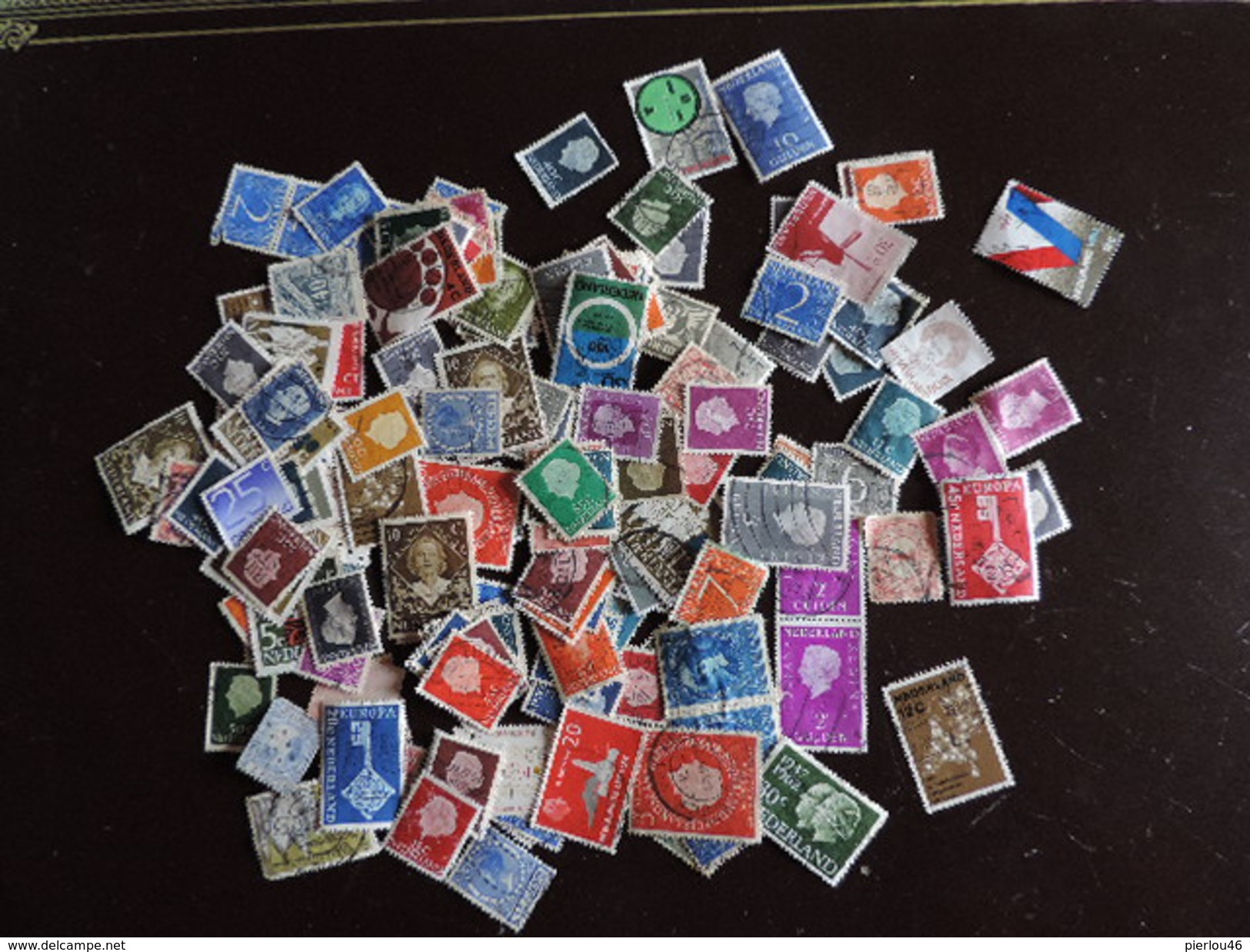 LOT DE TIMBRES OBLITERES ET NEUFS DE BELGIQUE-PAYS BAS ET LUXEMBOURG - Collections