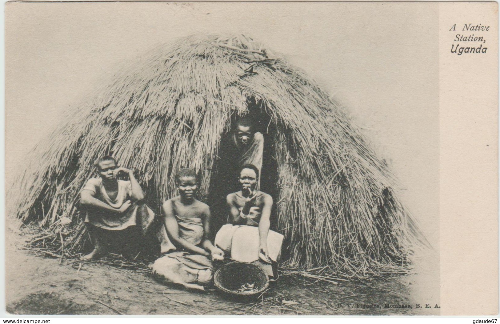 UGANDA - A NATIVE STATION - Oeganda