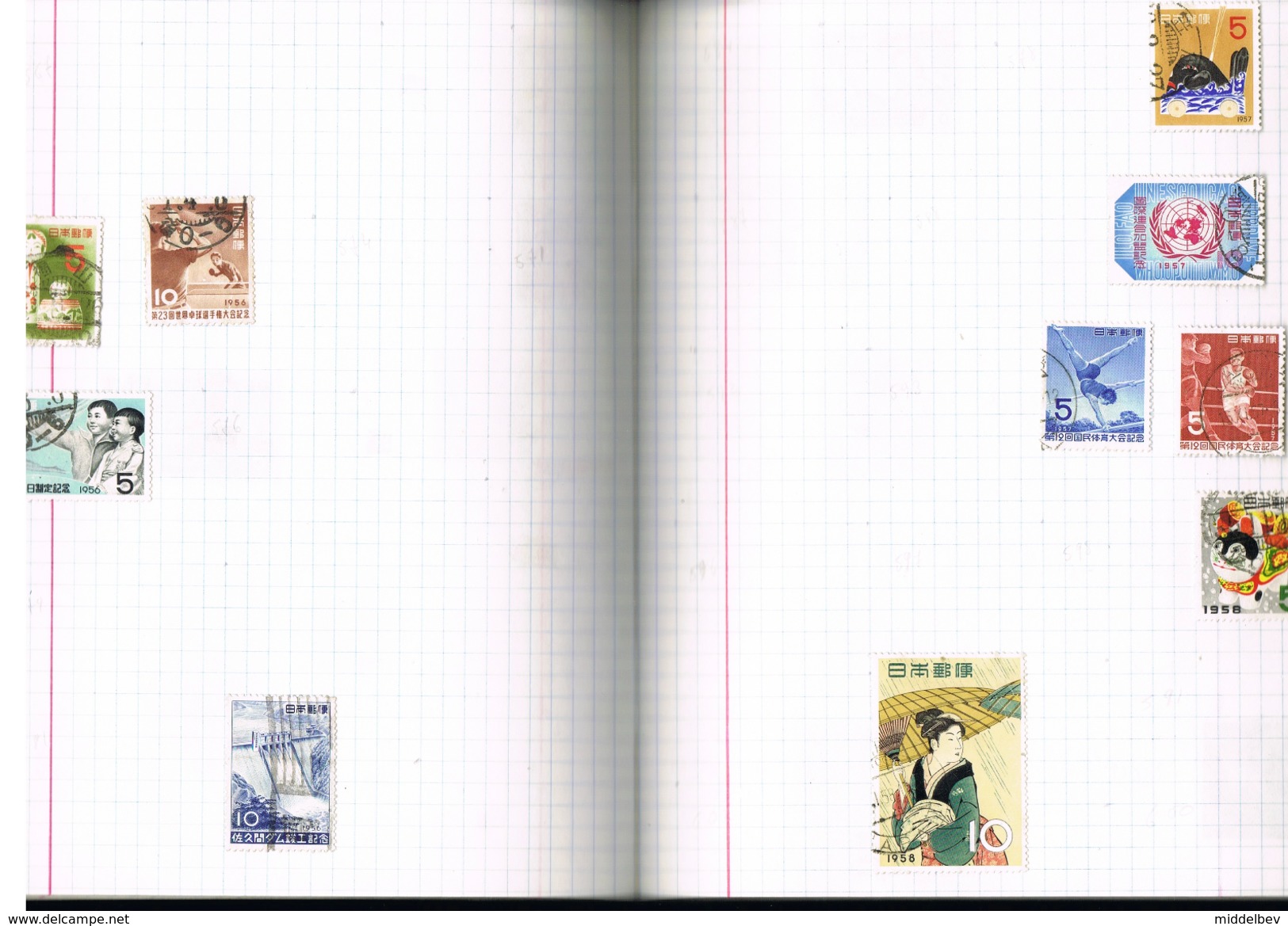 BOEK 110  LOT  JAPAN GESTEMPELD ZIE SCANS