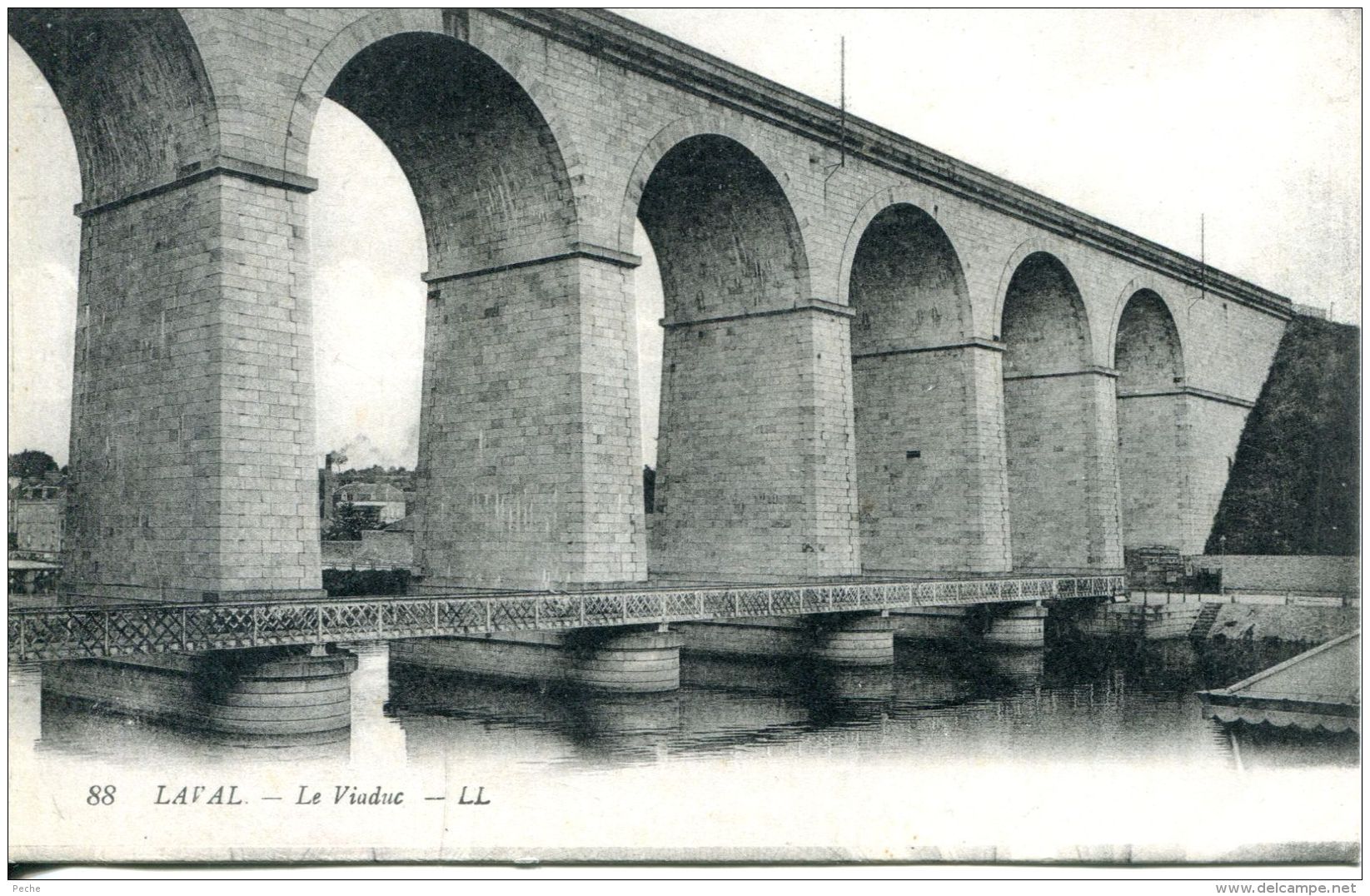 N°33882 -cpa Laval -le Viaduc- - Ouvrages D'Art