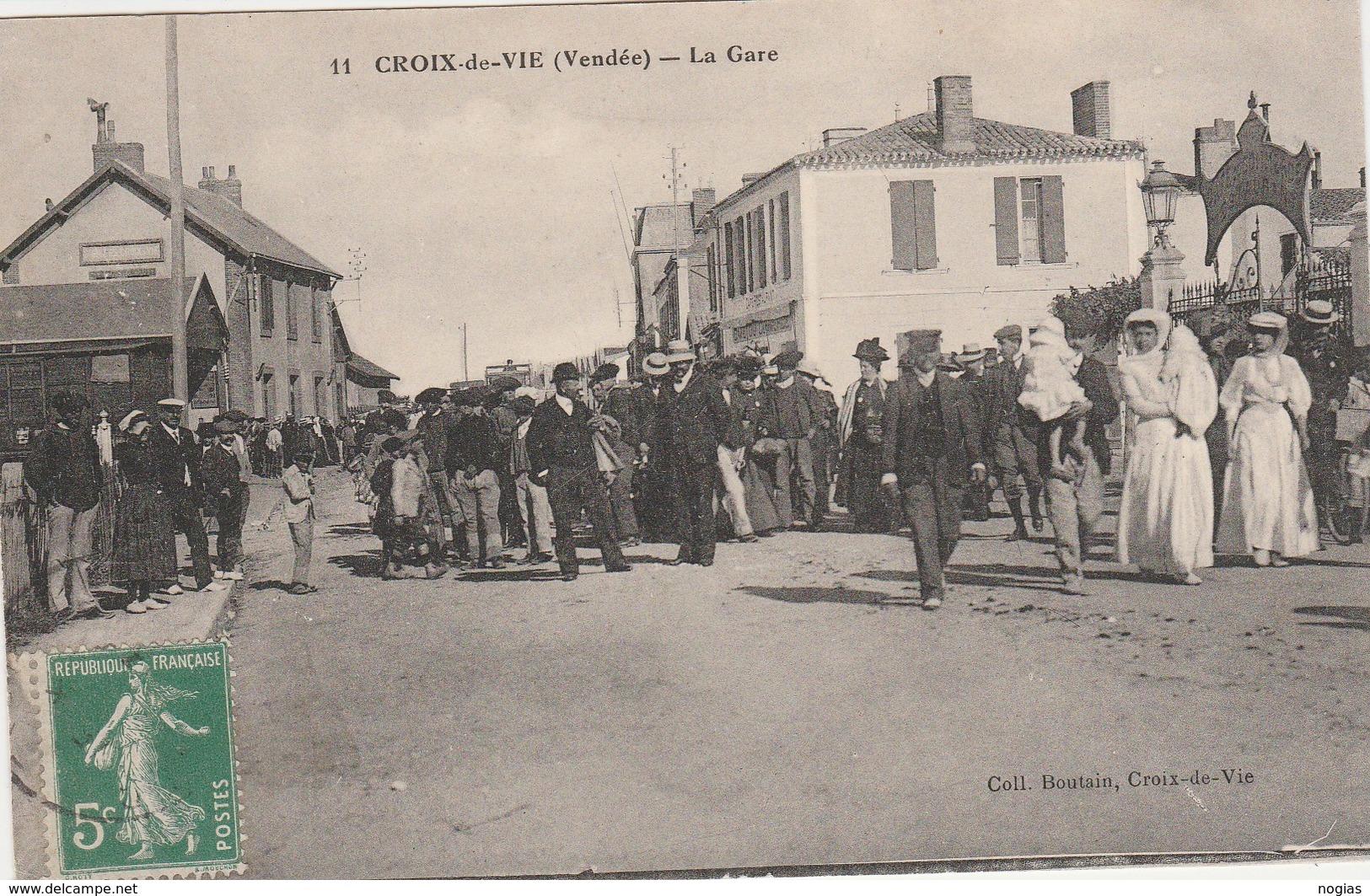 CROIX DE VIE - LA GARE - BELLE CARTE TRES TRES ANIMEE -   TOP !!! - Autres & Non Classés