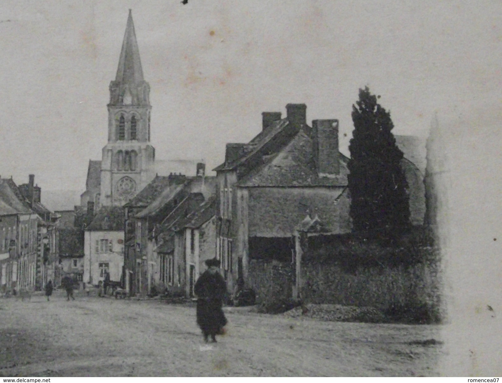 GREZ-en-BOUERE (Mayenne) - ROUTE De CHÂTEAU-GONTIER - Animée - Voyagée En 1906 - Crez En Bouere