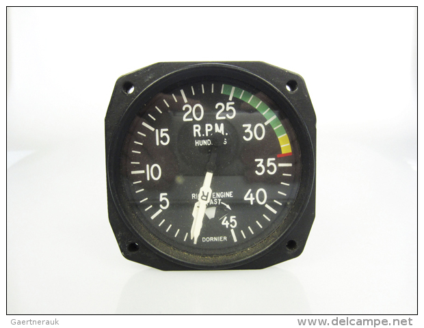 FLUG / BORDINSTRUMENTE, US-Air Force, Tachometer R.P.M. Dual Synchro Mit Stecker. (D) - Unclassified