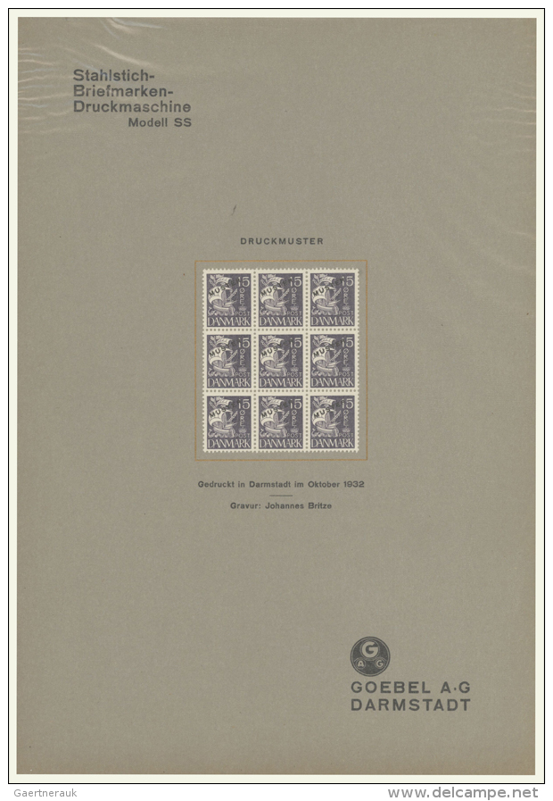 1932/1933, Print For The Postage Stamp 15 Ore Caravel In A Block Of Nine. Differing Color Black-violet Instead Of... - Autres & Non Classés