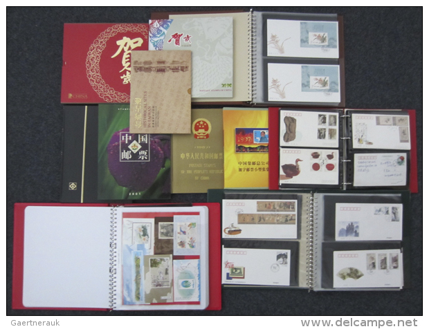 1980/2007, Comprehensive Collection Of MNH Issues, FDCs, Postal Stationary And Yearbooks In Several Albums. (R) - Autres & Non Classés