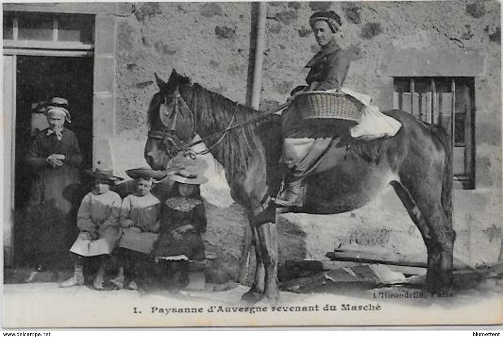 CPA Auvergne Métier Type Non Circulé Type Marché - Auvergne