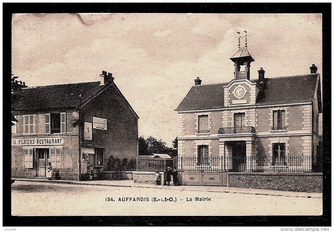 CPA ANCIENNE- FRANCE- AUFFARGIS (78)- LA MAIRIE EN TRES GROS PLAN- LE RESTAURANT "FLEURY"- POMPE- ANIMATION - Auffargis