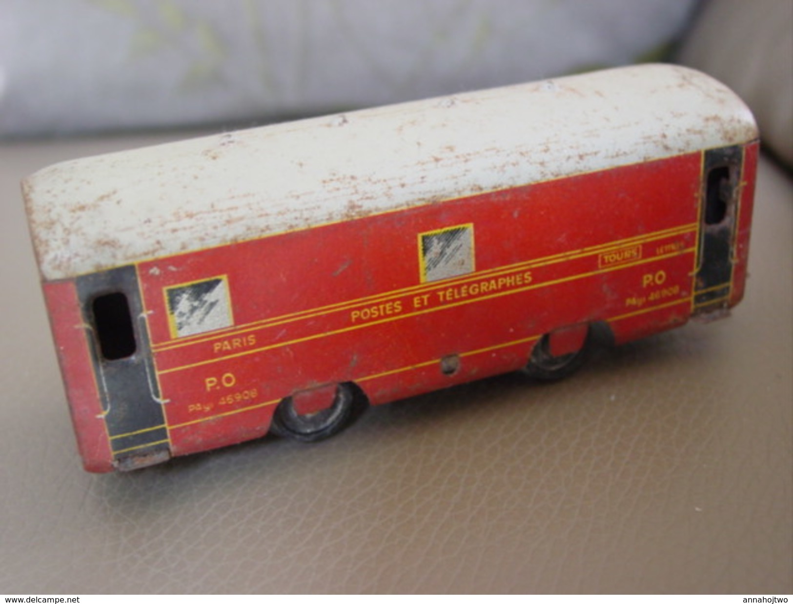 Train-jouet :Wagon Postal En Métal "Paris-Orléans / Postes & Télégraphes " Ferroviaire. - Toy Memorabilia