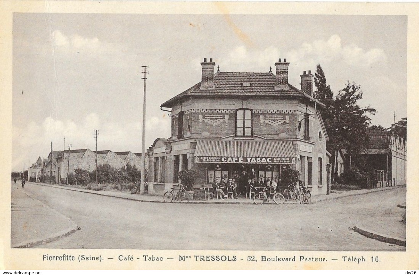 Pierrefitte (Seine) - Café-Tabac - Mme Tressols, Boulevard Pasteur - Carte Non Circulée - Cafés