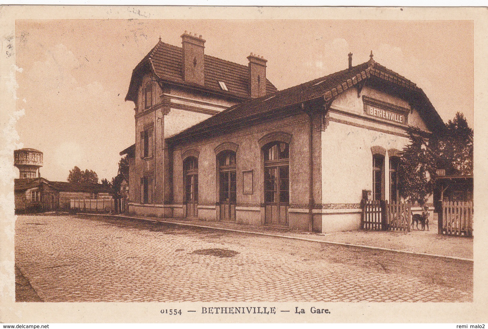 CARTE POSTALE   BETHENIVILLE 51  La Gare - Bétheniville