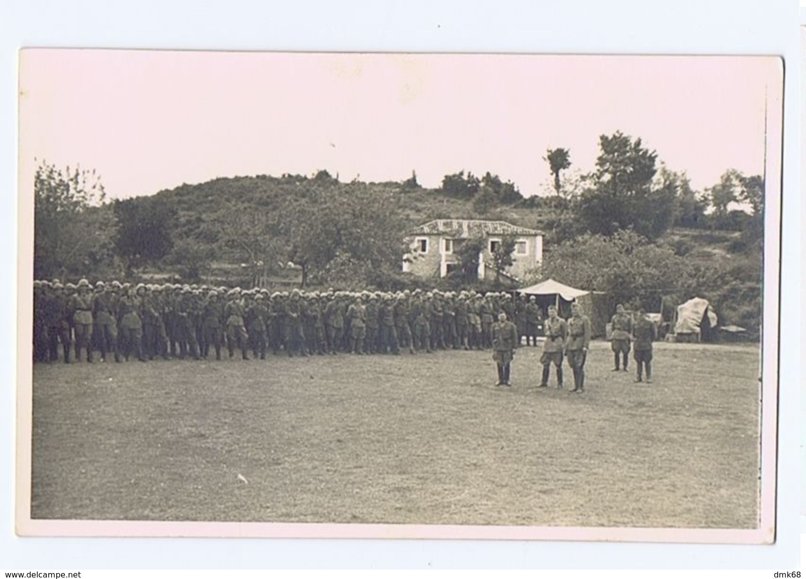 ALBANIA - ITALIAN OCCUPATION - PLATOON OF SOLDIERS / QUARTIER GENERALE - RPPC POSTCARD 1940s (BG3282) - Other & Unclassified