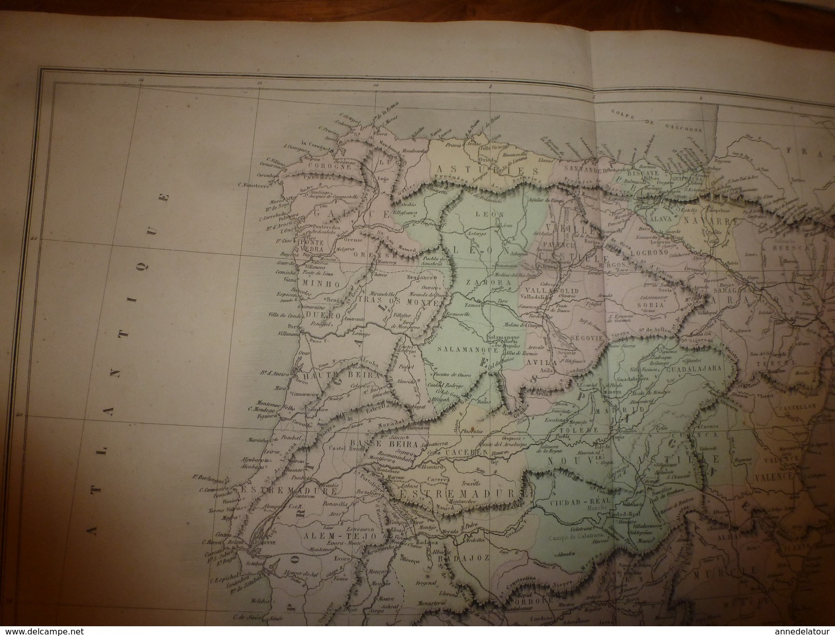 1861 Carte Géographique Physique Et Politique ESPAGNE Et îles Baléares; PORTUGAL;par Drioux Et Leroy; Gravure De Jenotte - Geographical Maps