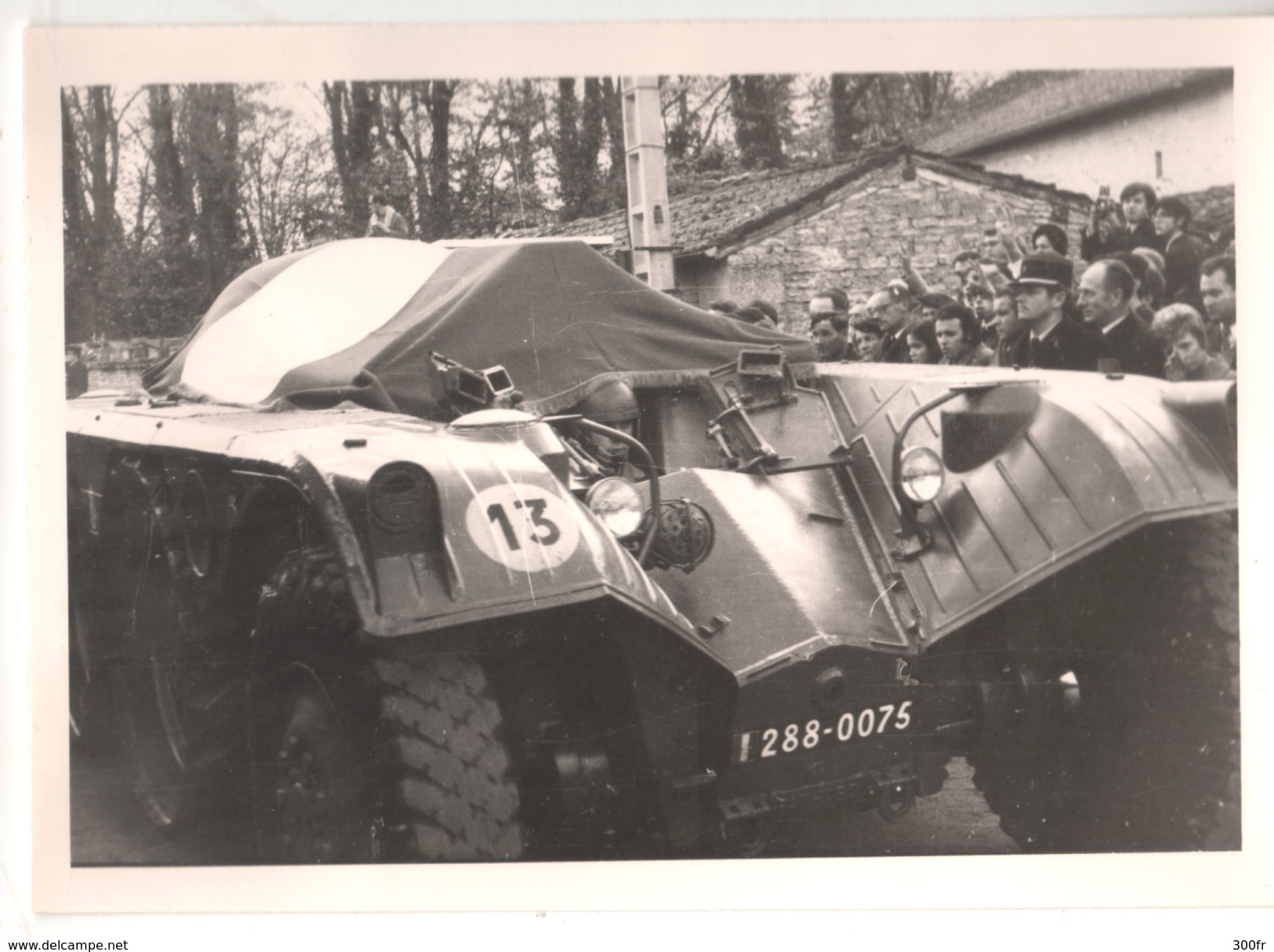 LOT SERIE DE 6 PHOTOS DE L'ENTERREMENT DE GENERAL DE GAULLE A COLOMBEY LES 2 EGLISES 12 NOV 1970