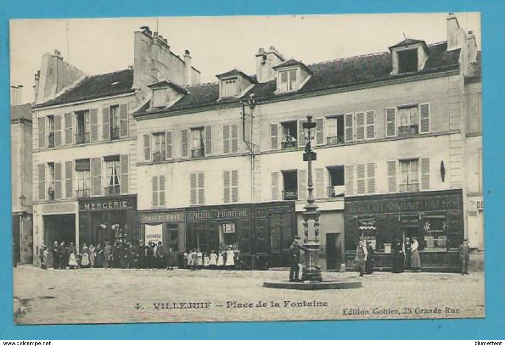 CPA 4 - Commerces Place De La Fontaine VILLEJUIF 94 - Villejuif