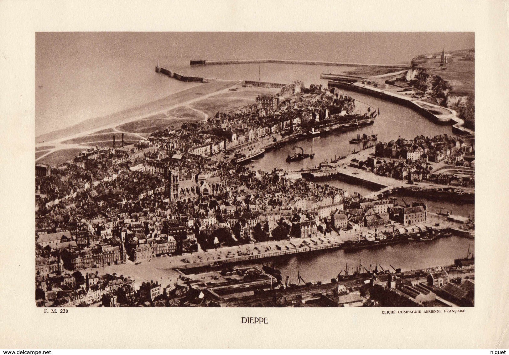 SEINE MARITIME, DIEPPE, Le Port, Planche Densité = 200g, Format 20 X 29 Cm, (Cie Aérienne Française) - Aardrijkskunde