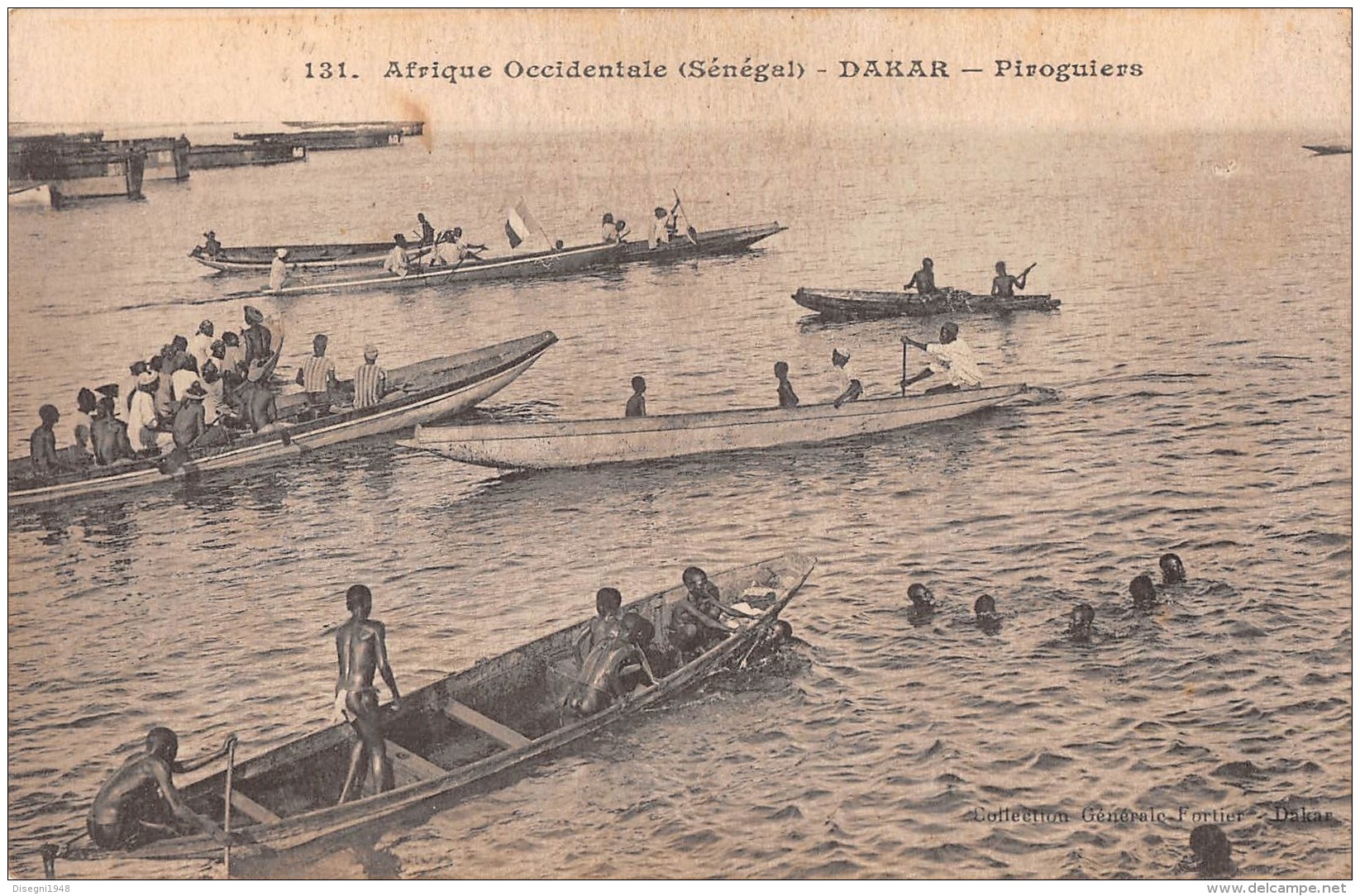 06610 "AFRIQUE OCCIDENTALE - SENEGAL - DAKAR - PIROGUIERS" ANIMATA. CART. ILL. ORIG. NON SPED. - Senegal