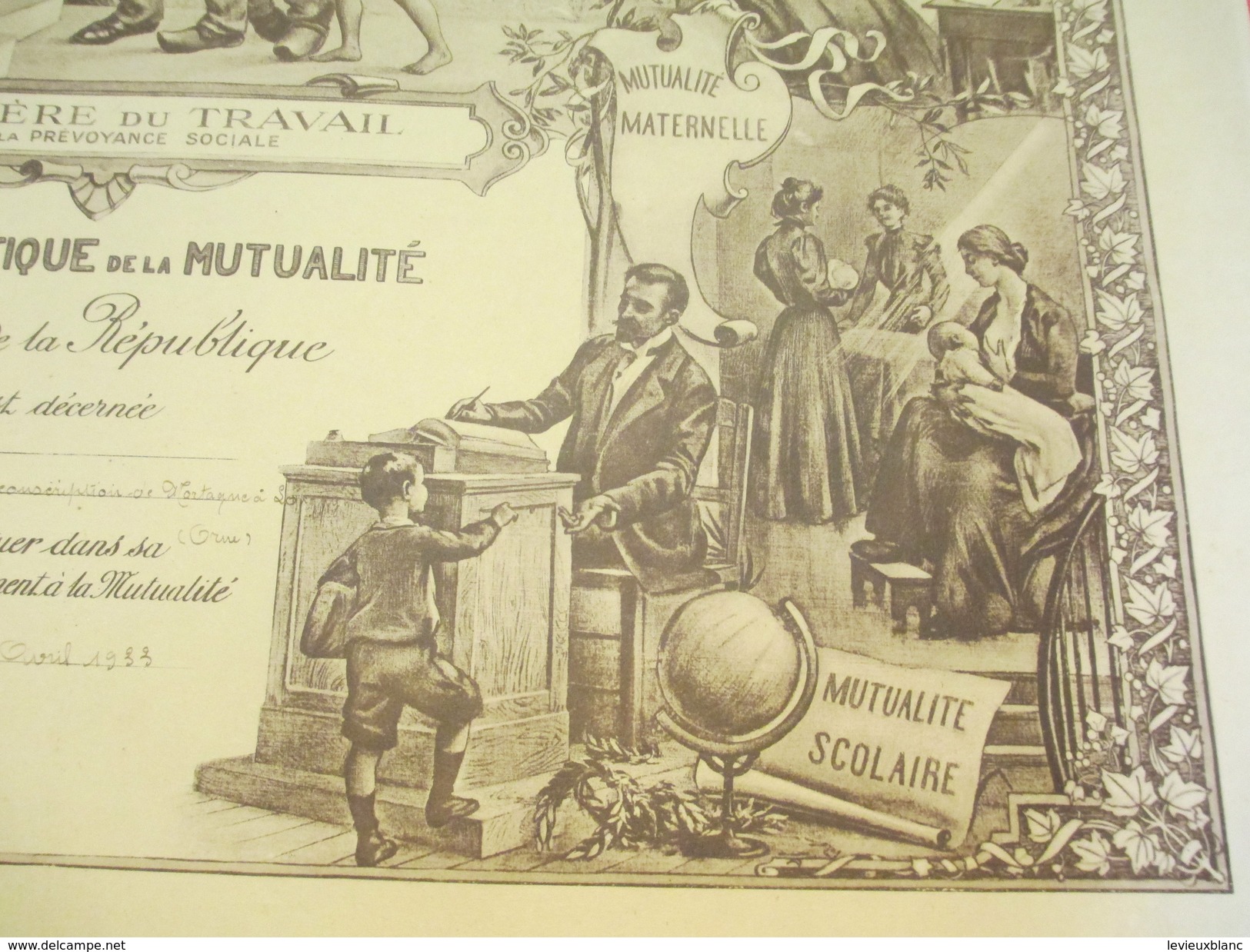 Récompense Honorifique De La Mutualité/Ministére Du Travail Et De La Prévoyance/Gabriel VINET/PARIS/1933        DIP134 - Diplome Und Schulzeugnisse