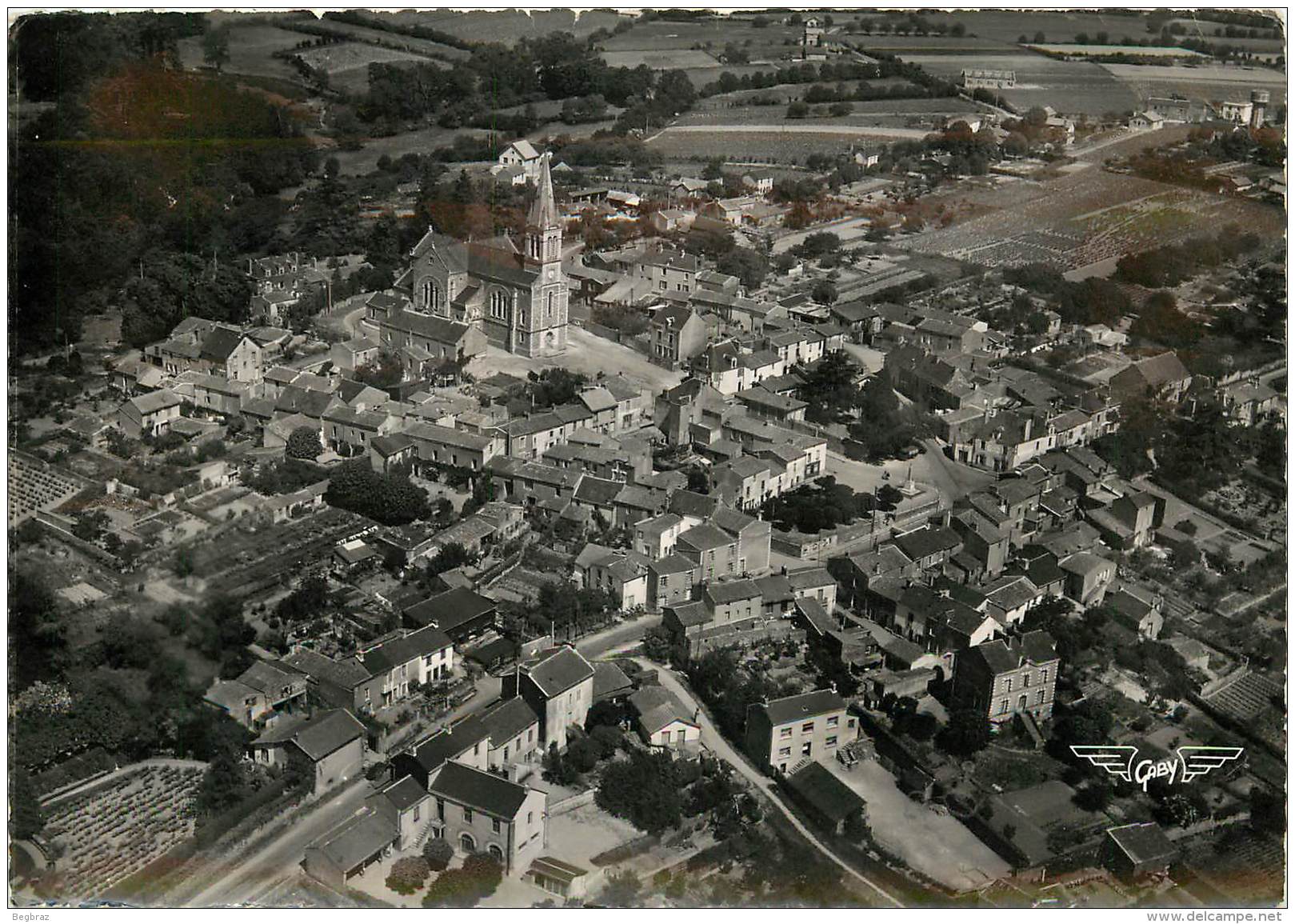 LE CELLIER     VUE AERIENNE - Le Cellier