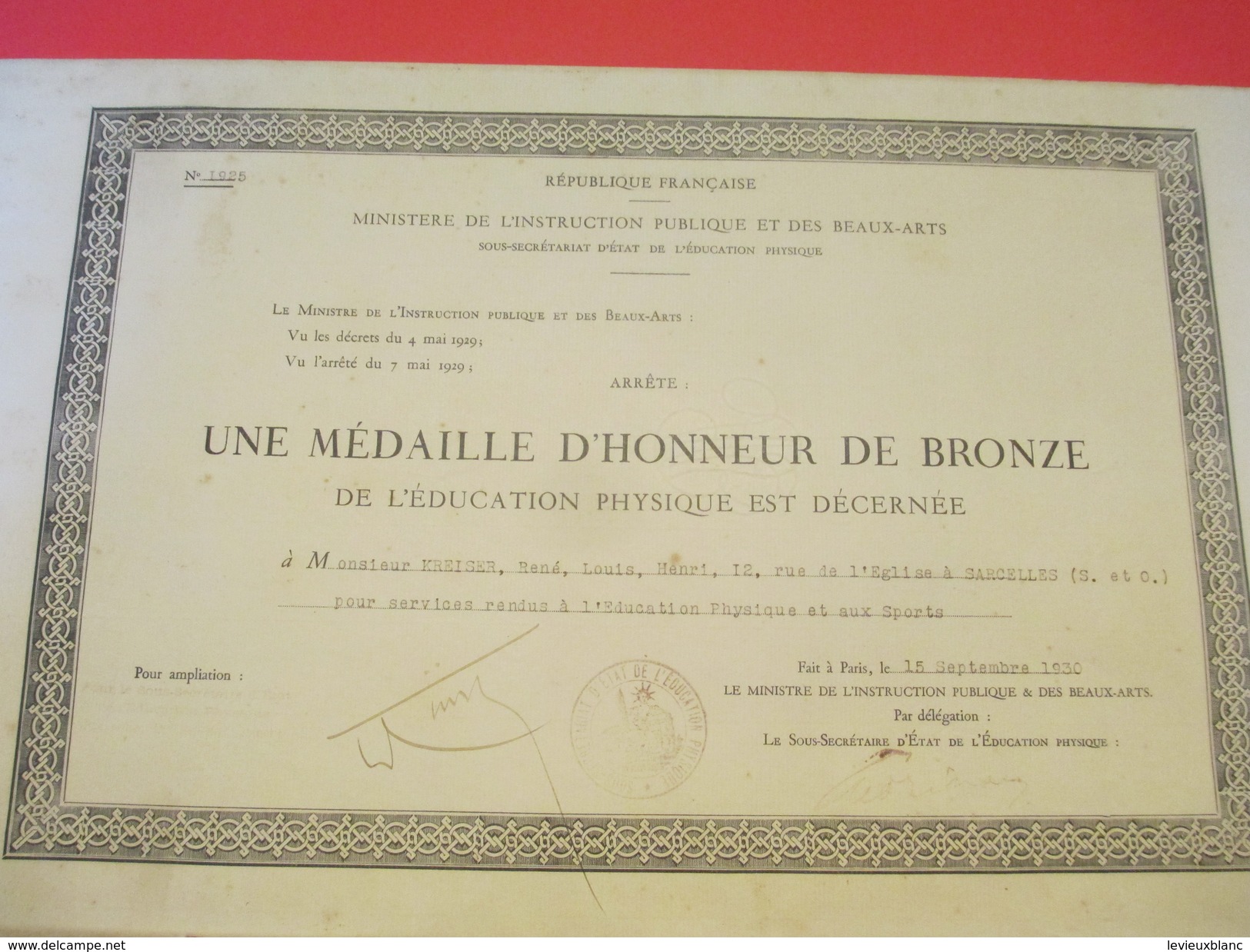 Diplôme/Médaille Honneur Bronze/Minis.de L'Instr. Publique Et Des Beaux-Arts/Ed.Physique/ KREISER/Sarcelles/1930  DIP156 - Diplomi E Pagelle