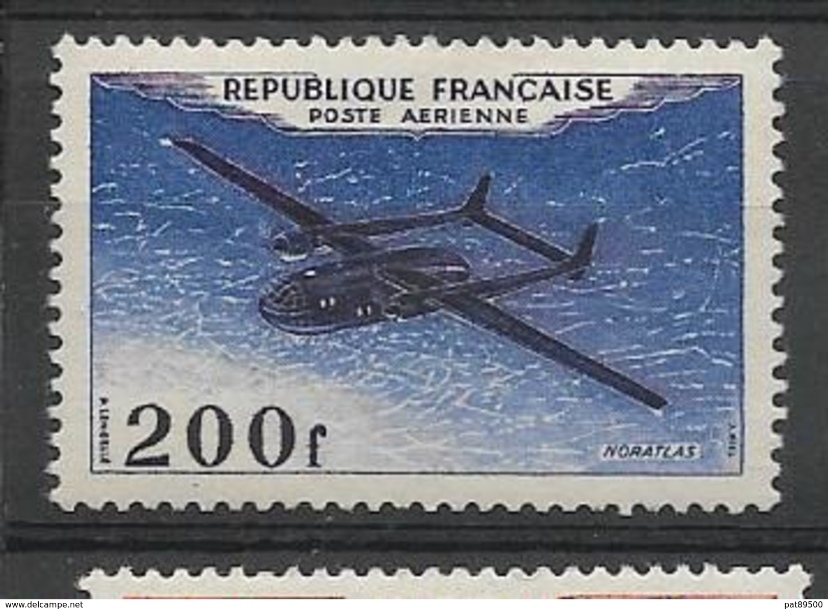 FRANCE 1954  POSTE AERIENNE YT 31  Neuf** Cote 2015 = 11.50  &euro; à  20 % - 1927-1959 Mint/hinged