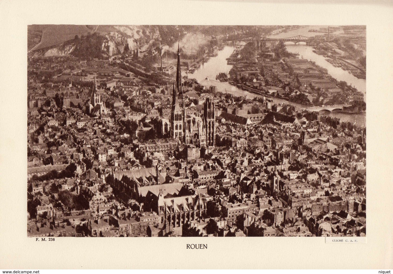 SEINE MARITIME, ROUEN, Vue Générale, Le Port, Planche Densité = 200g, Format 20 X 29 Cm, (C.A.F.) - Geografia