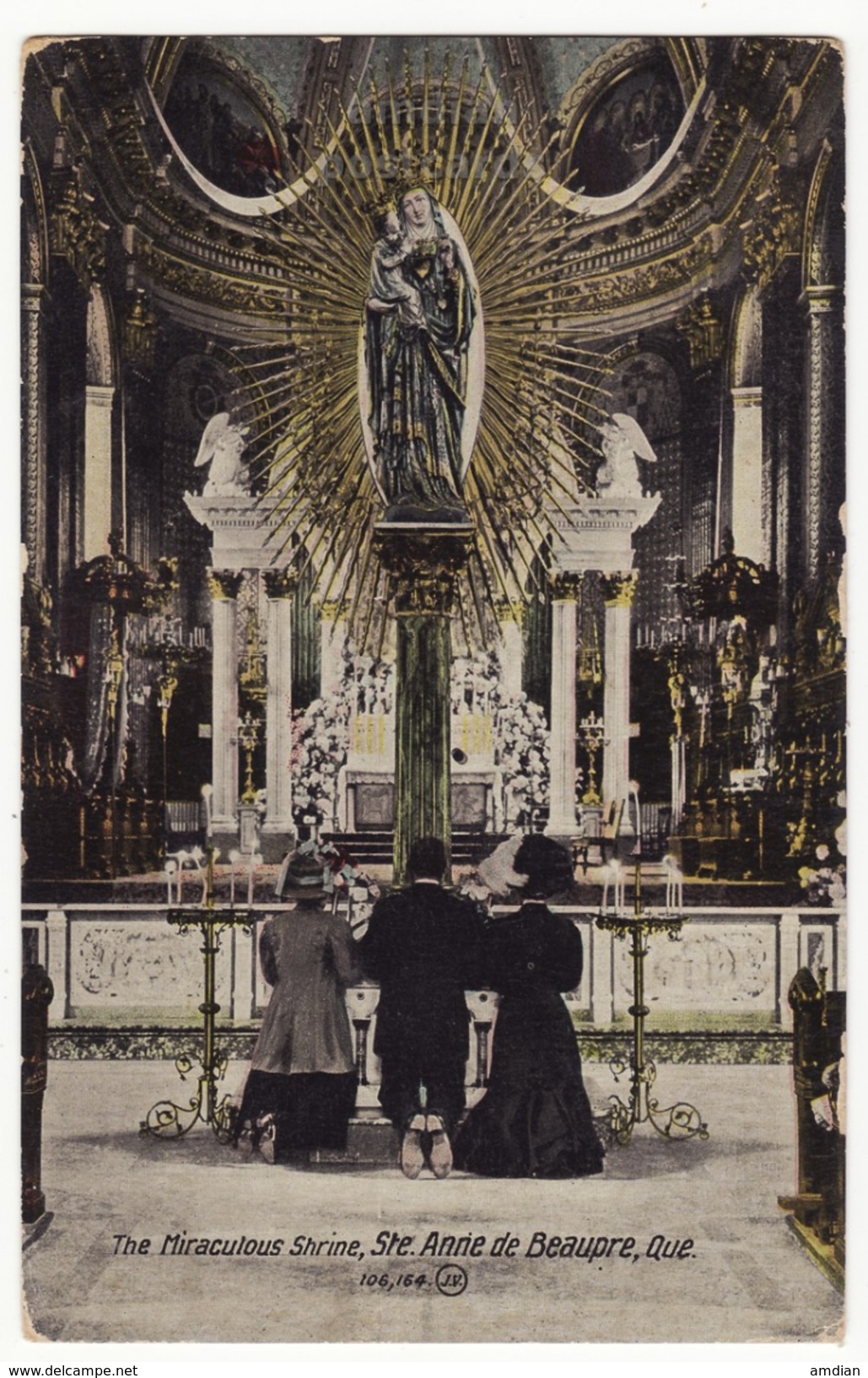 STE ANNE DE BEAUPRE Quebec PQ PRAYING - MIRACULOUS SHRINE C1910s Postcard Canada - Ste. Anne De Beaupré