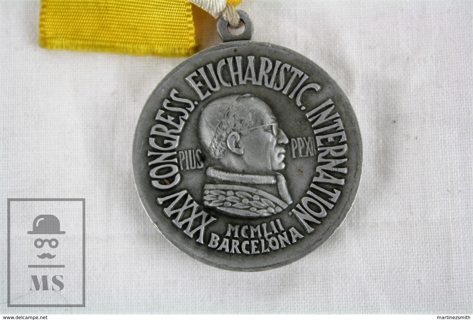 XIII International Eucharistic Congress - Scholae Cantorum - Barcelona 1952 - Pope Pius XII - Religious Medal - Religión & Esoterismo