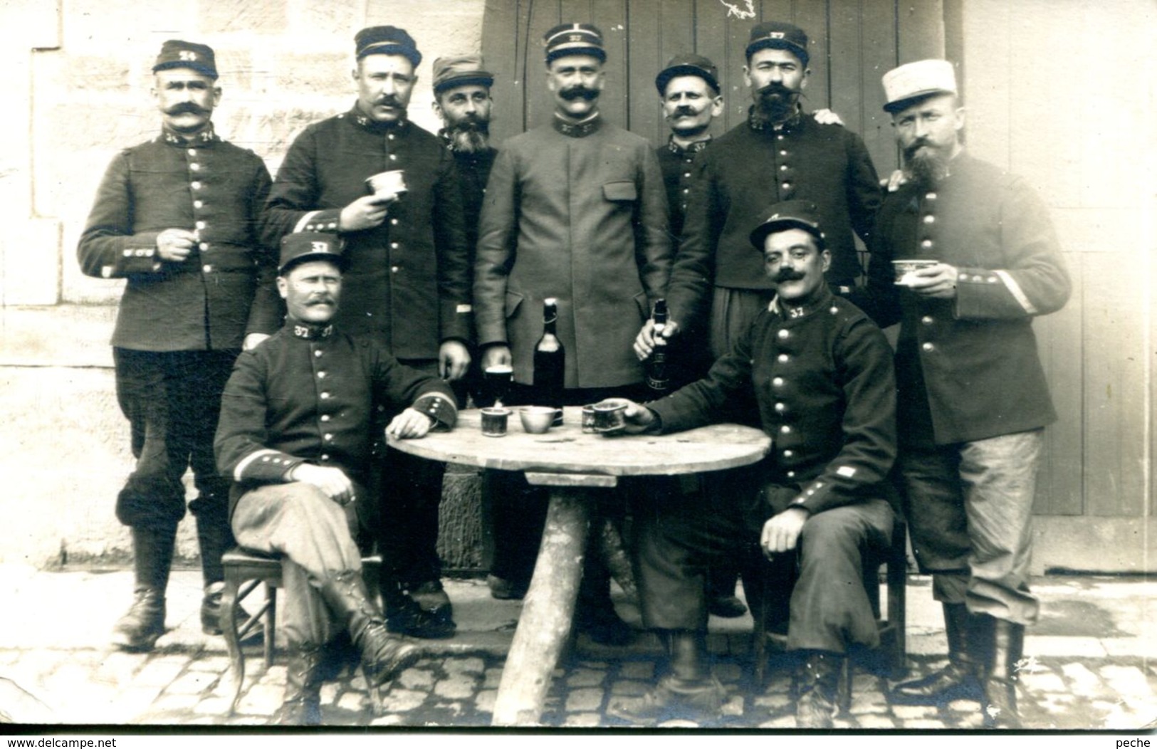 N°38422 -carte Photo -soldats Du 37è - Guerre 1914-18