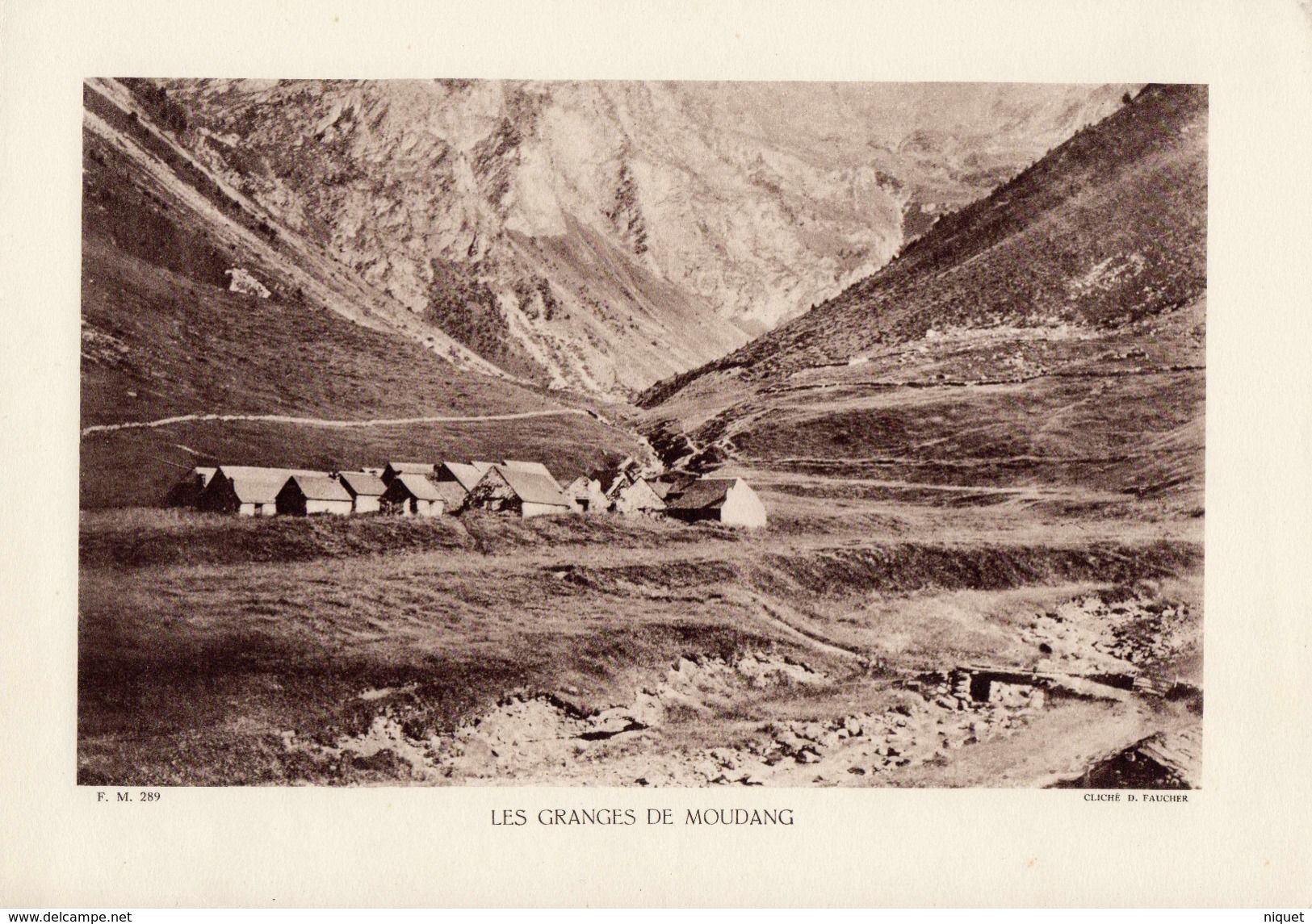 HAUTES PYRENEES, LES GRANGES DE MOUDANG, Planche Densité = 200g, Format 20 X 29 Cm, (D. Faucher) - Géographie