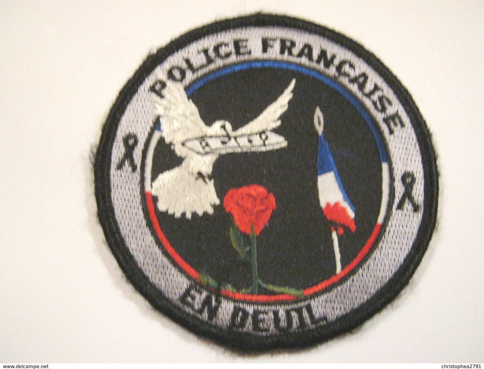 INSIGNE TISSUS PATCH DE LA POLICE NATIONALE (EN DEUIL) ETAT EXCELLENT SUR VELCROS - Police & Gendarmerie