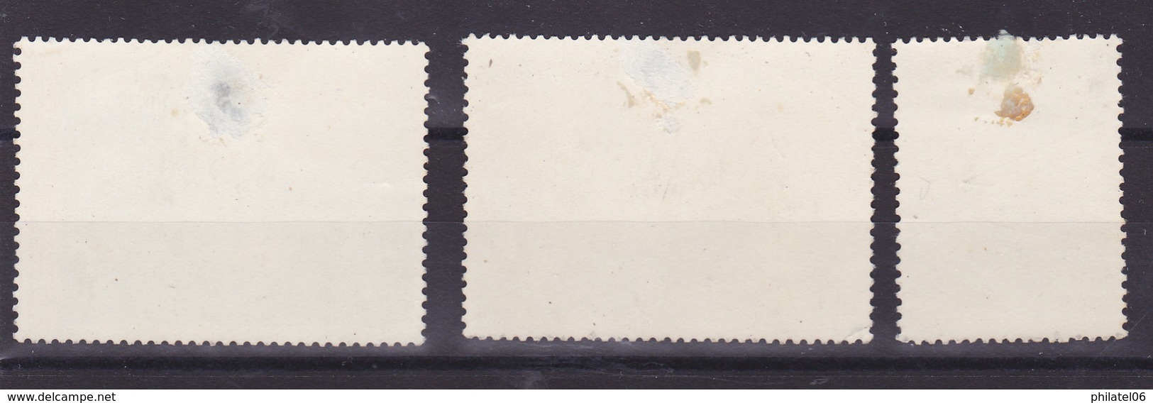 CHINA STAMPS USED WITH GUM HINGED (WITHOUT THINS) AND 3 STAMPS MINT (WITH THINS) - Neufs