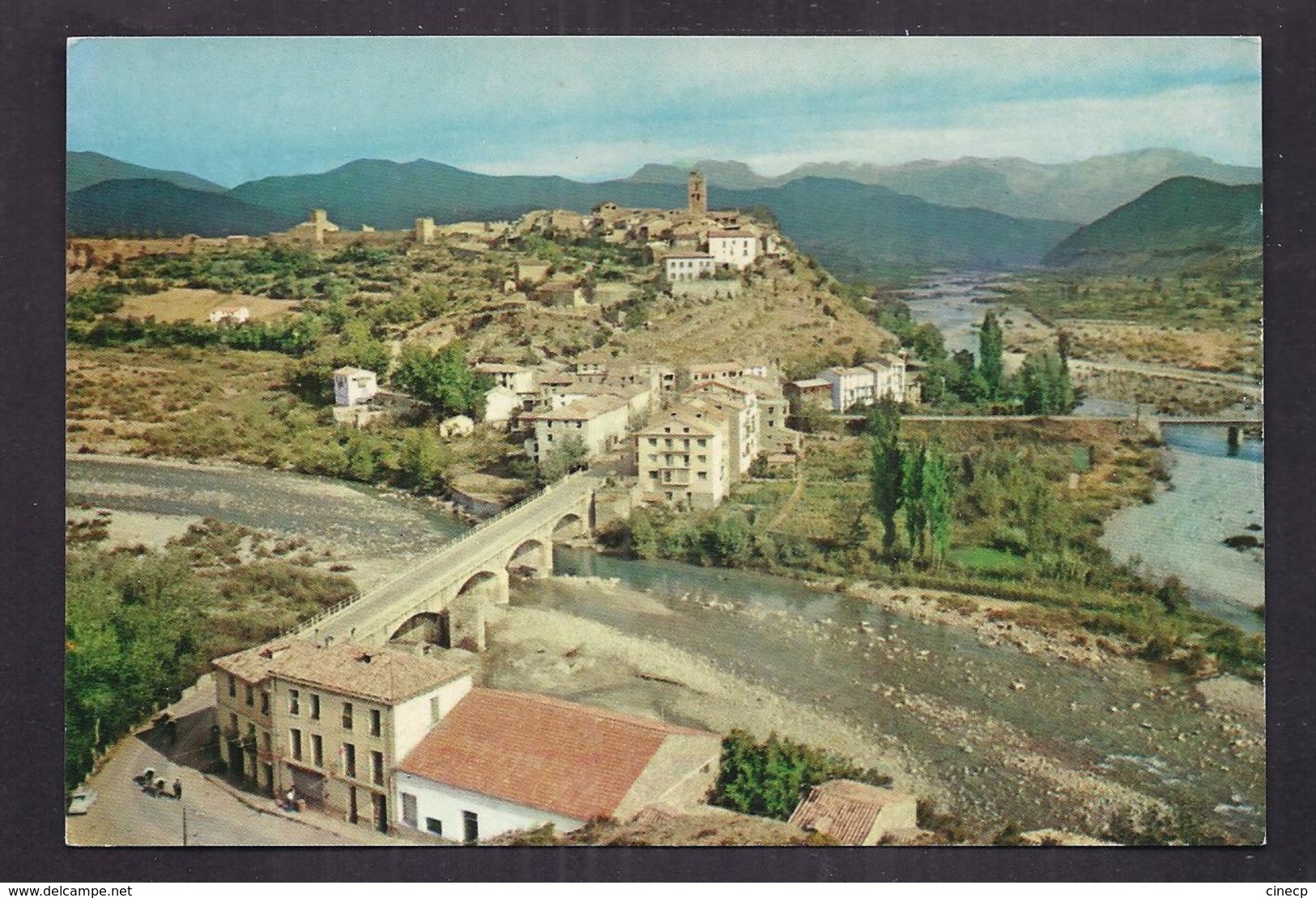 CPSM ESPAGNE - AINSA - Vue D'ensemble - Très Jolie Vue Générale Du Village - Autres & Non Classés