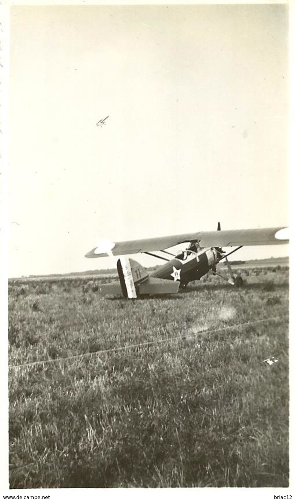 Avion Militaire Au Décollage Lors D'un Meeting - Aviation