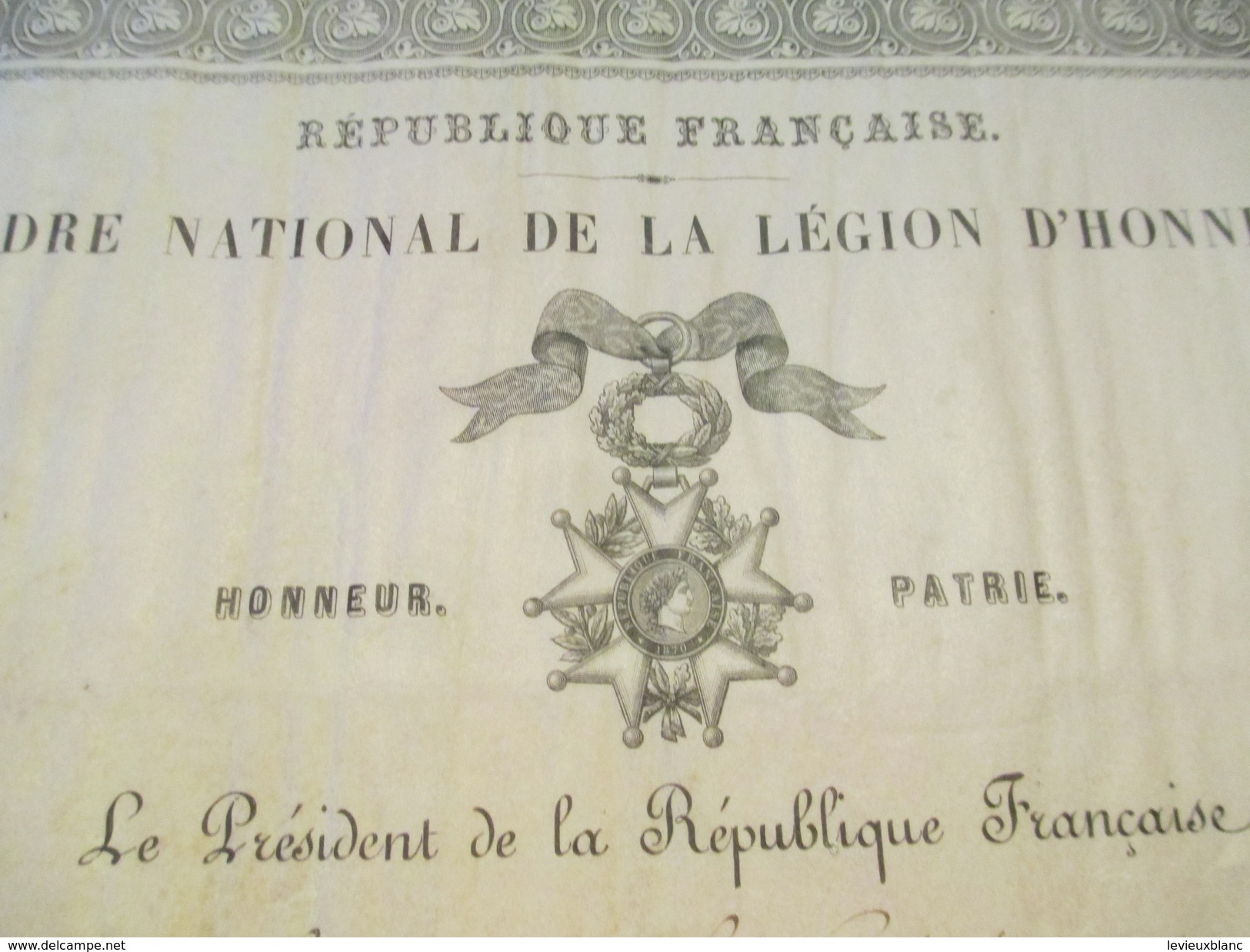 Diplôme/Chevalier /RF/ Ordre National  Légion D'Honneur/PELLETIER/Capitaine/Clermont-Ferrand/Frasne Jura/1888     DIP190 - Diplômes & Bulletins Scolaires