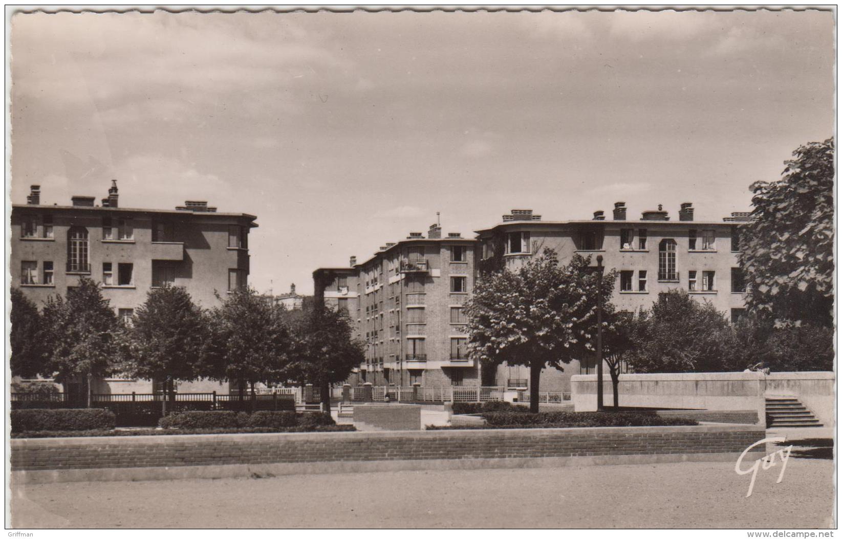 SURESNES LES CITES JARDINS BOULEVARD ARISTIDE BRIAND CPSM 9X14 NEUVE 1962 - Suresnes