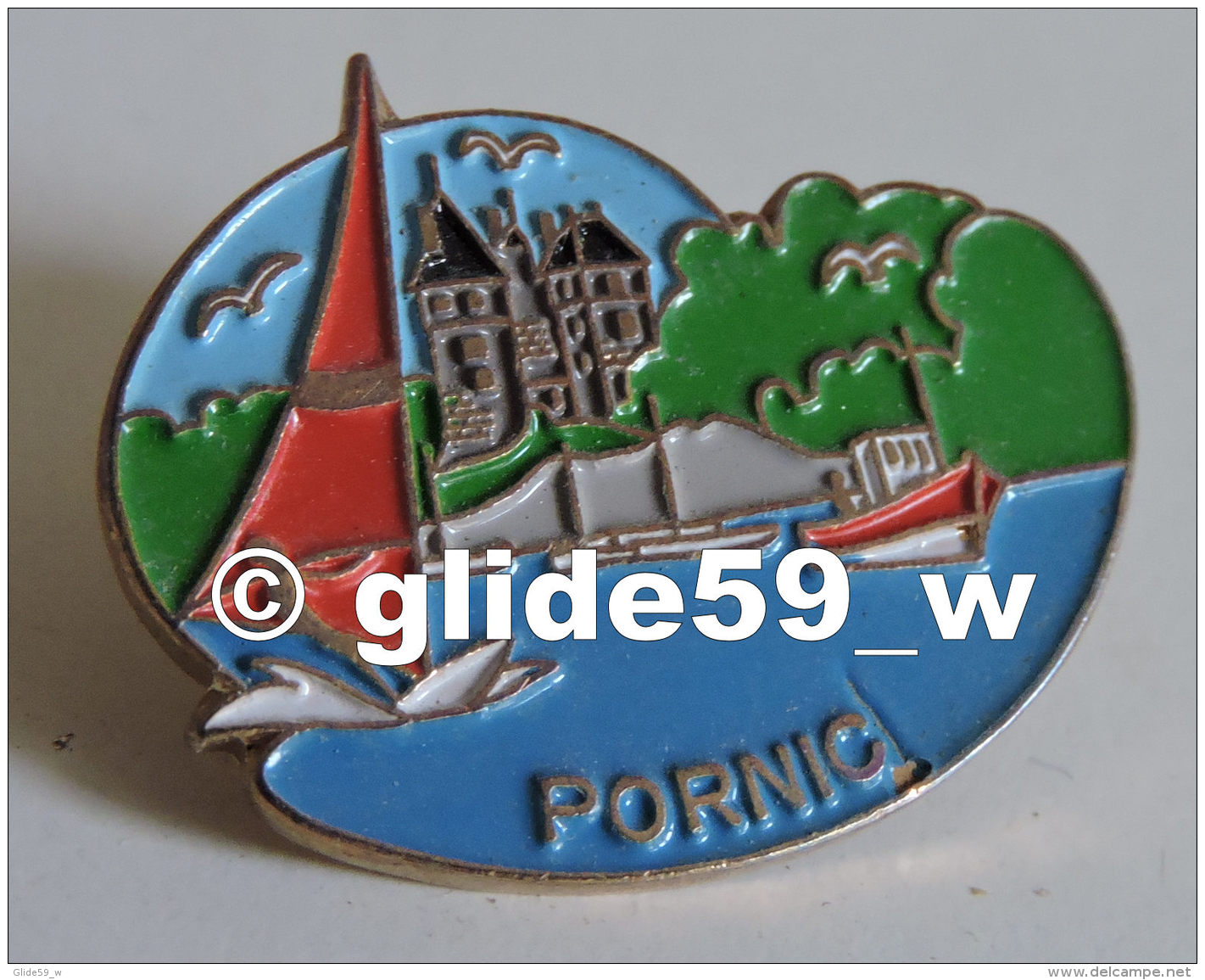 Pin's PORNIC - Villes