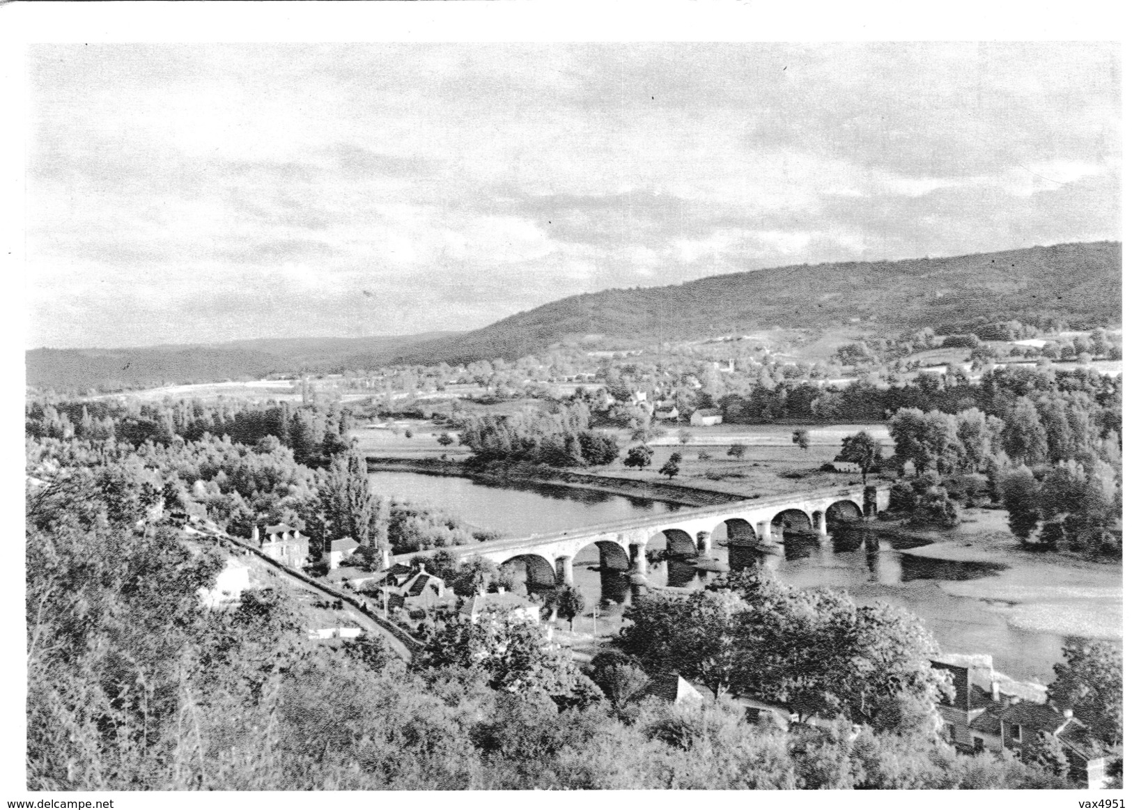 SOUILLAC LE PONT DELANZAC   ET LANZAC     PHOTO ROBERT DOISNEAU      ****   A   SAISIR ******* - Souillac