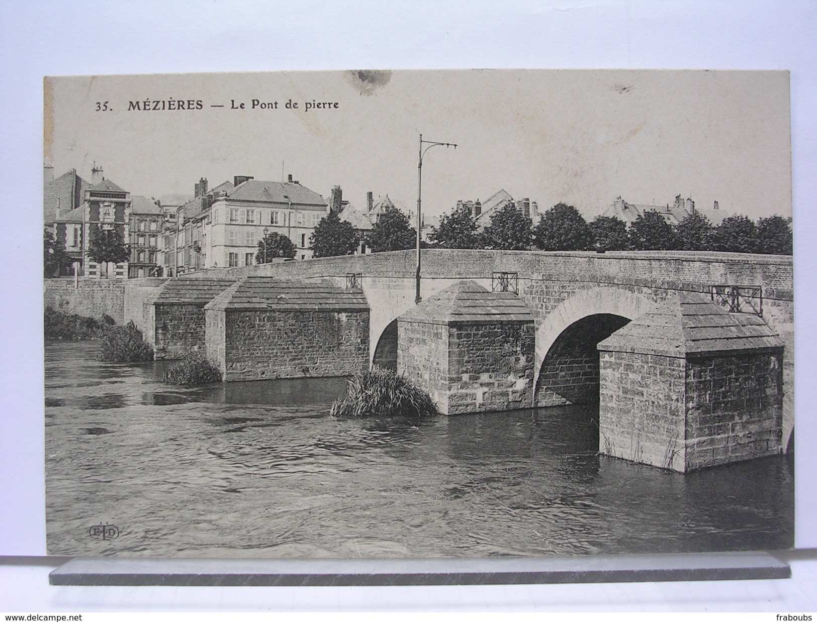 07 - MEZIERES - LE PONT DE PIERRE - 1919 - Charleville