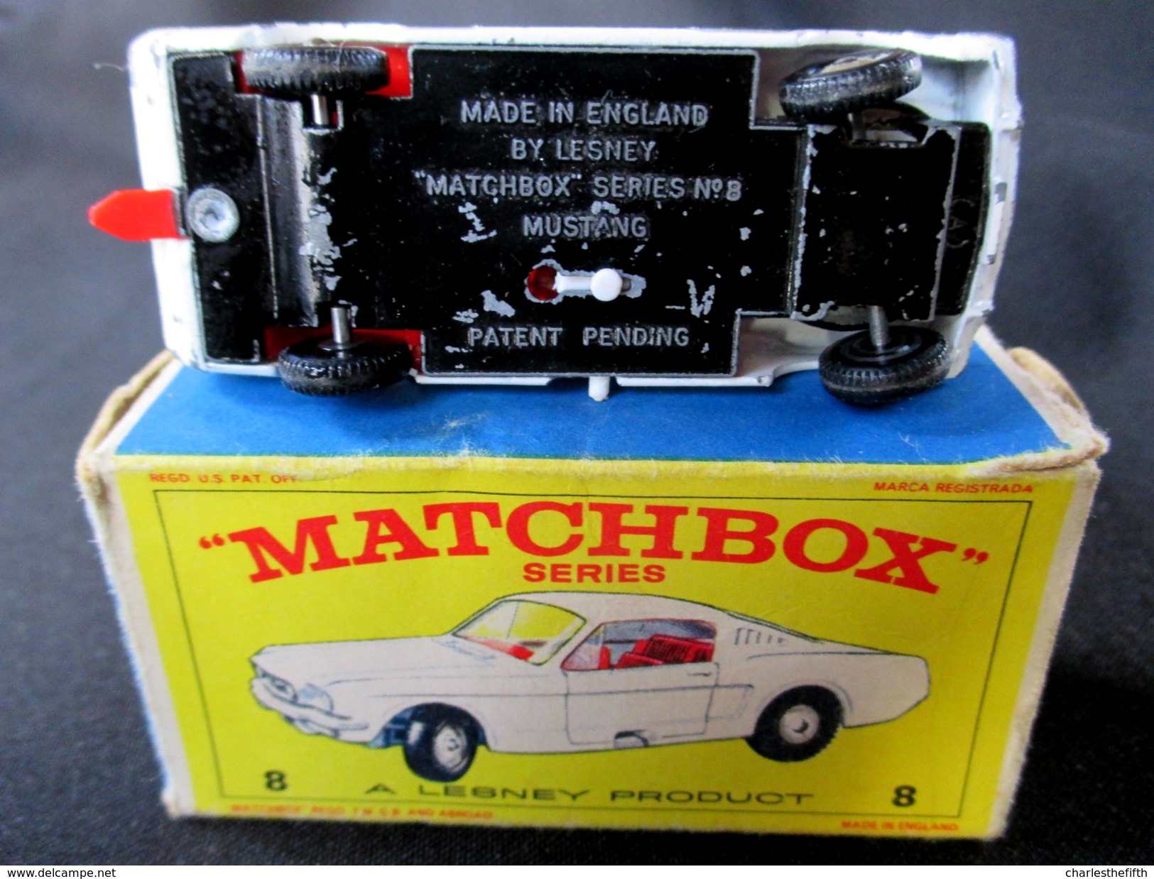 LESNEY - MATCHBOX *** NR 8 - FORD MUSTANG ( Rare ) -  ORIGINAL BOX - VOITURE CONDITION C - EN BOITE ORIGINALE *** 1960 - Jouets Anciens