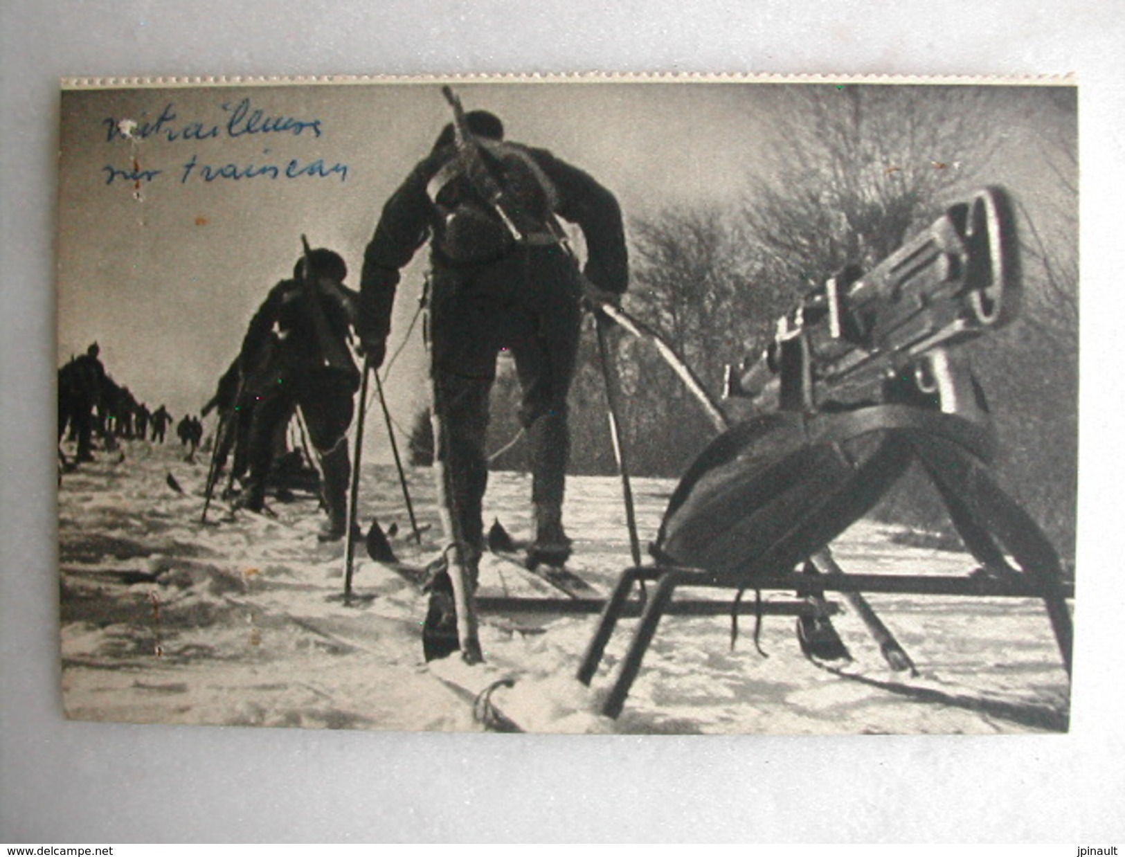 MILITARIA - Mitrailleuse Sur Traîneau - Equipment