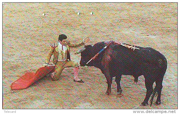 Télécarte JAPON * 110-184212  * Matador De Toros (699)  KOE * BULL * TAUREAU * KUH * PHONECARD JAPAN * TK ACA TAURUS - Cows