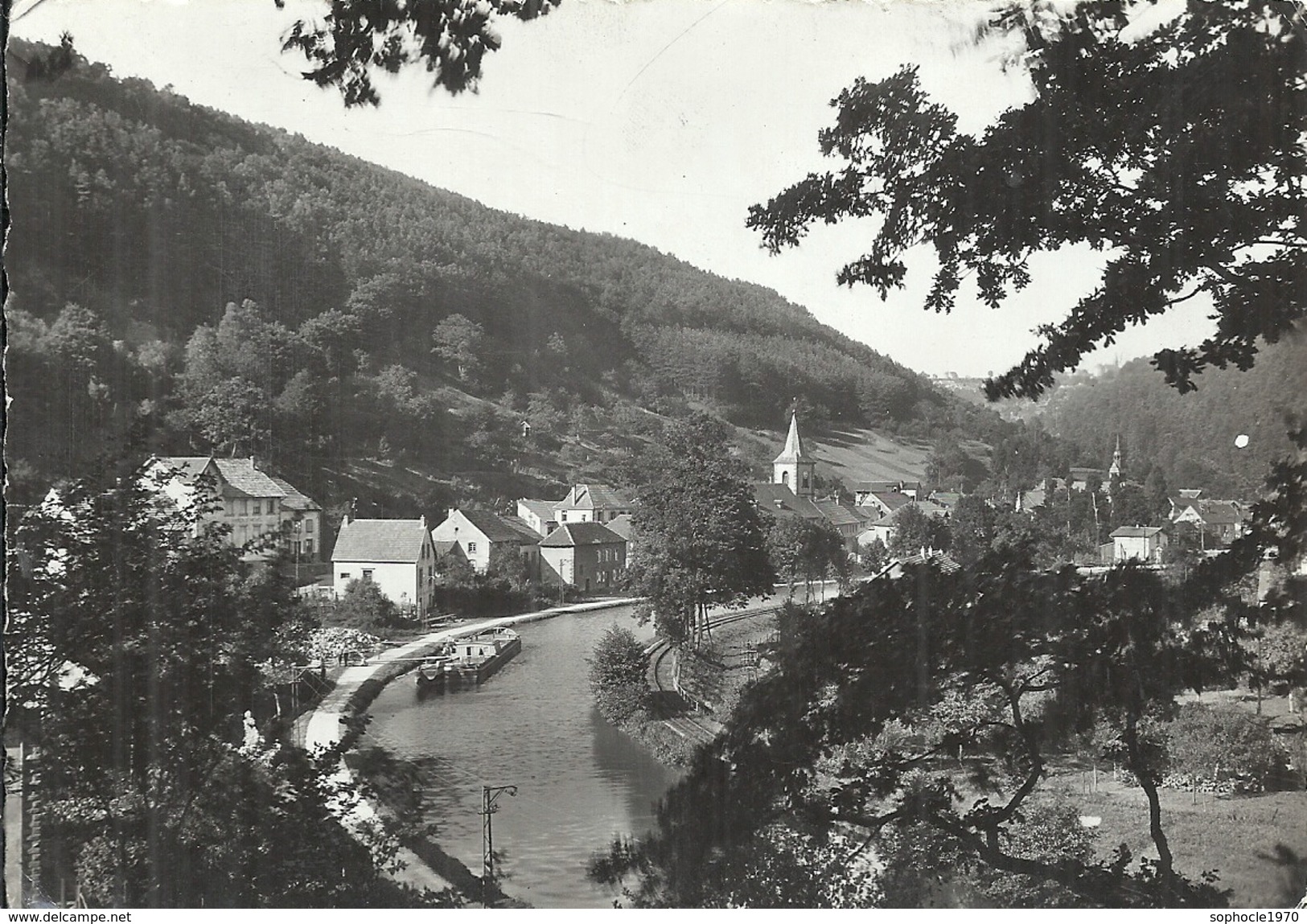 MOSELLE - 57 - LUPZELBOURG - CPSM GF NB - A Circulé - Vue Générale - Hayange