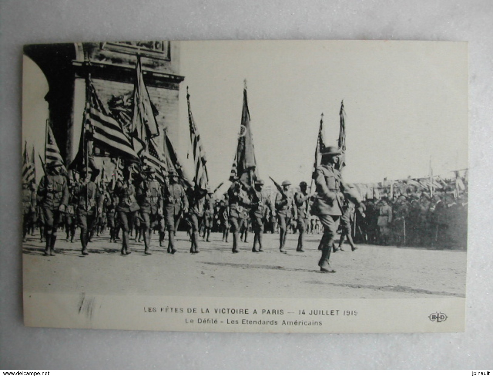 MILITARIA - Les Fêtes De La Victoire, 14 Juillet 1919 - Le Défilé - Les étendards Américains - Guerre 1914-18