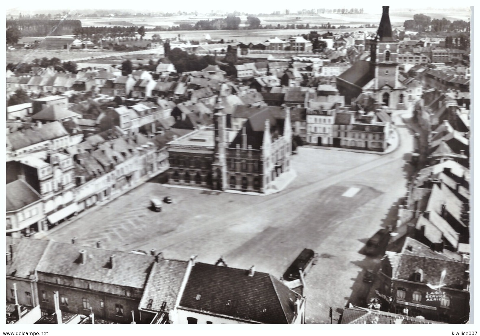 En Avion Au Dessus De ORCHIES - Grand Place Et Rue De L´église - Orchies